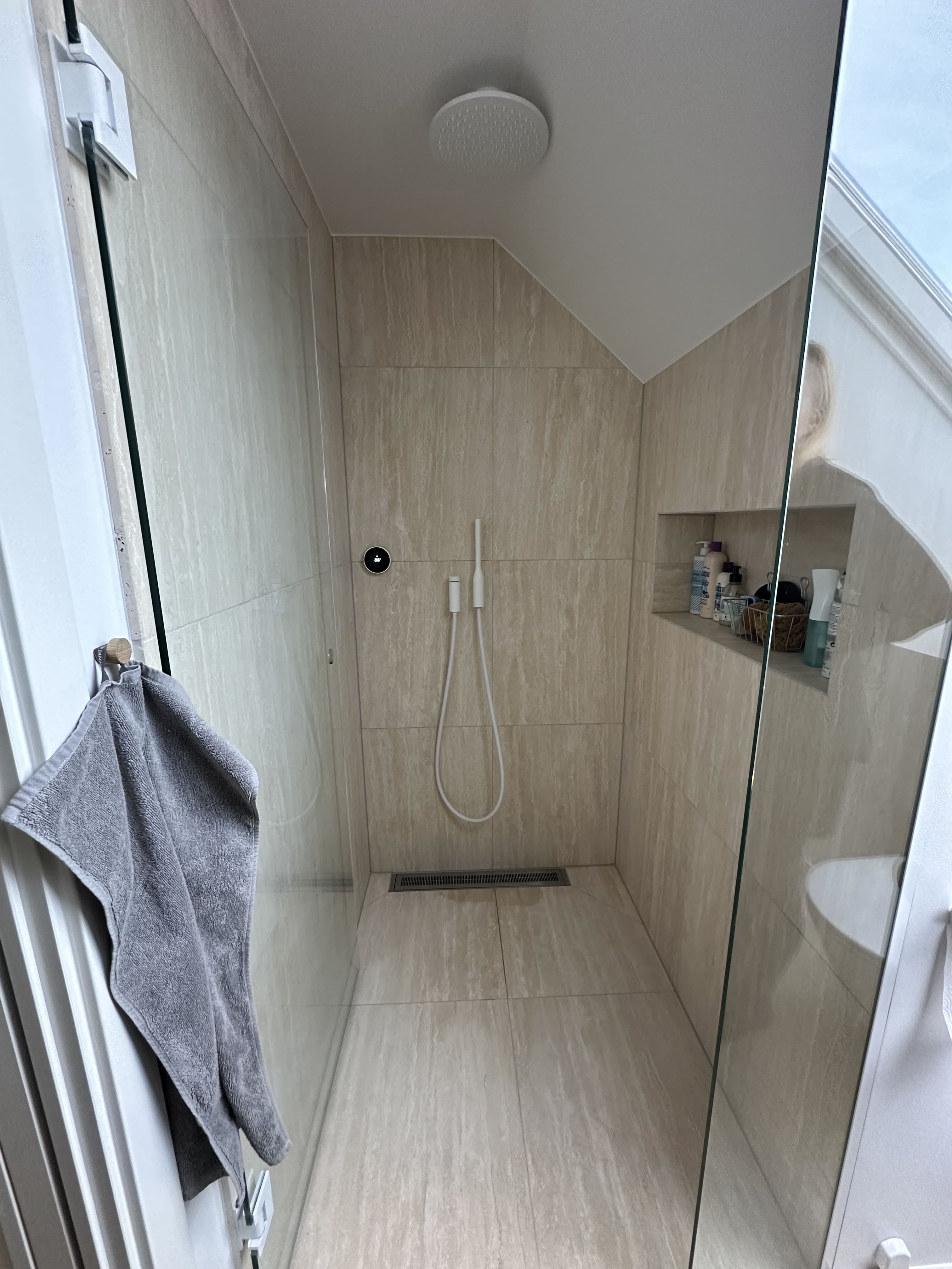 Renovering af badeværelse i villa i Risvang